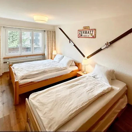 Beautiful Apartment In Zermatt With A Breathtaking View Of The Matterhorn Exterior photo