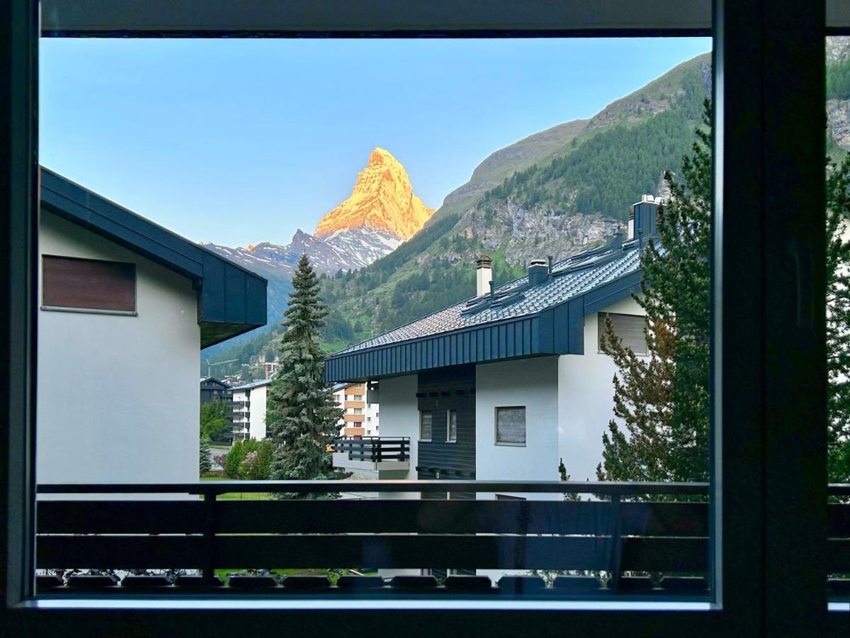 अपार्टमेंट Beautiful In With A Breathtaking View Of The Matterhorn